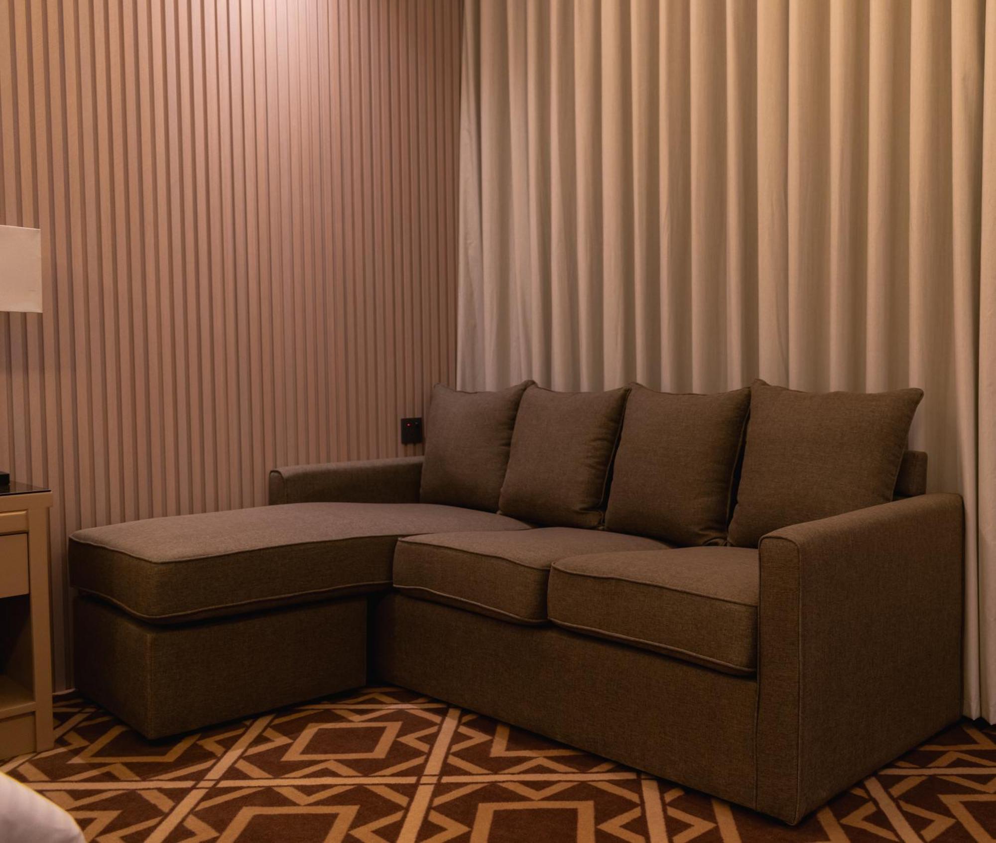 Best Western Plus Jeddah Hotel Madinah Road Extérieur photo